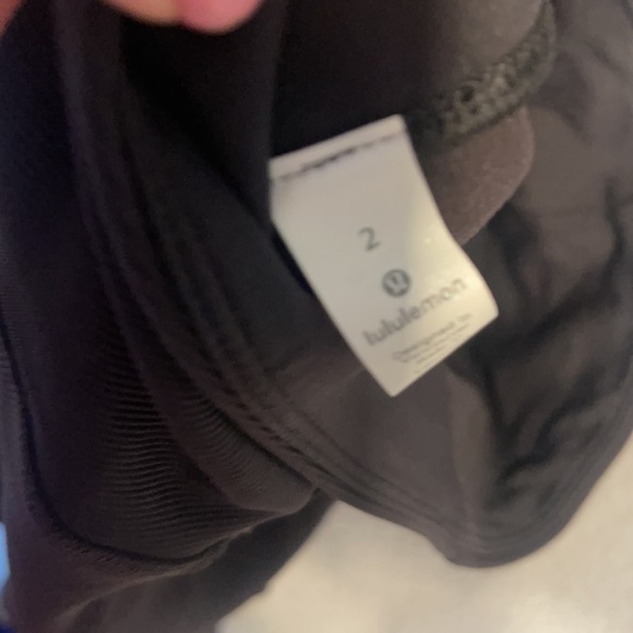 Lululemon A New Route Skirt
Black size 2 - Picture 6 of 8